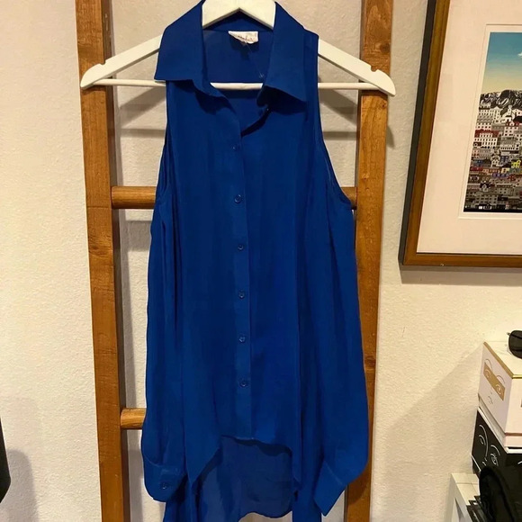 PARKER NEW Cobalt Blue Cold Shoulder Hi Low Button Front Blouse Top Silk - Picture 1 of 5